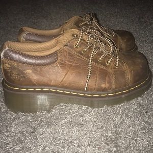 Distressed Dr Martens Oxford/ Brown Leather,chunky